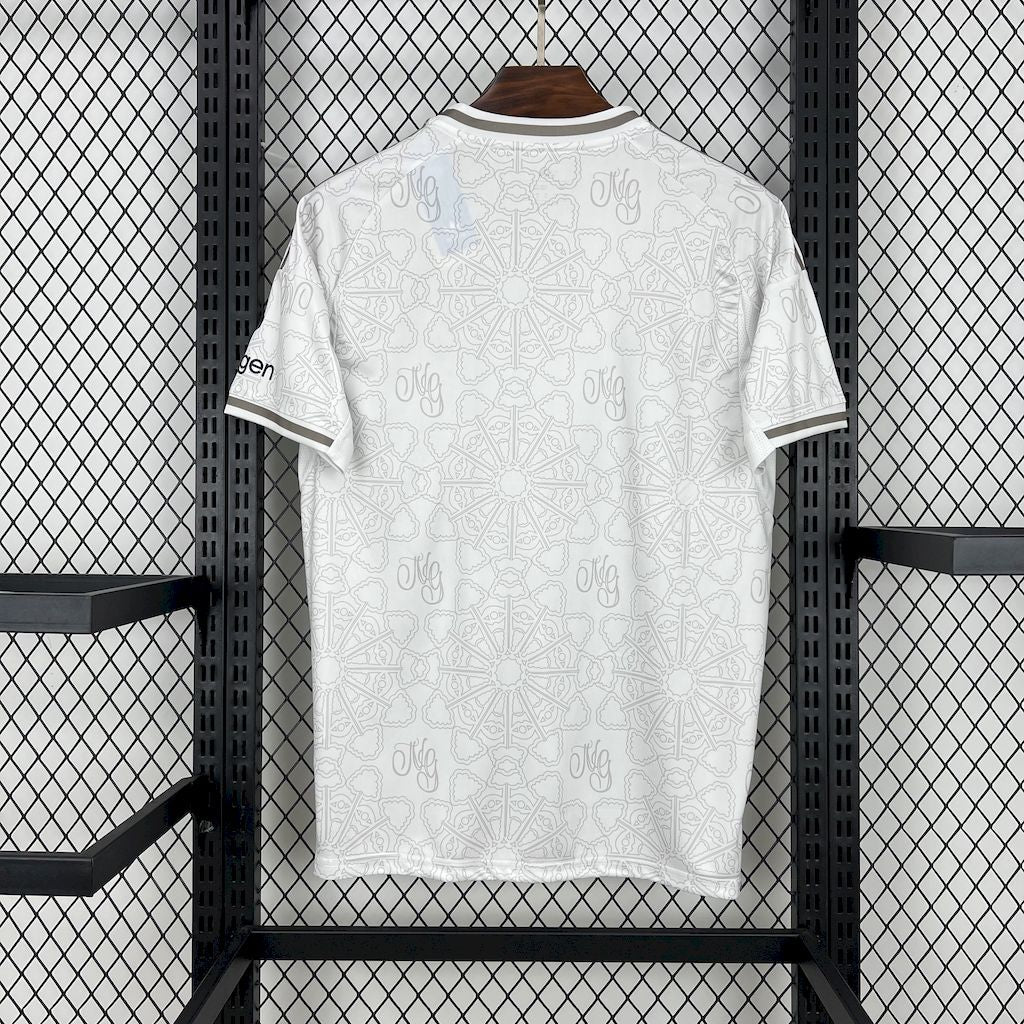 Nottingham Forest Secundária 25-26