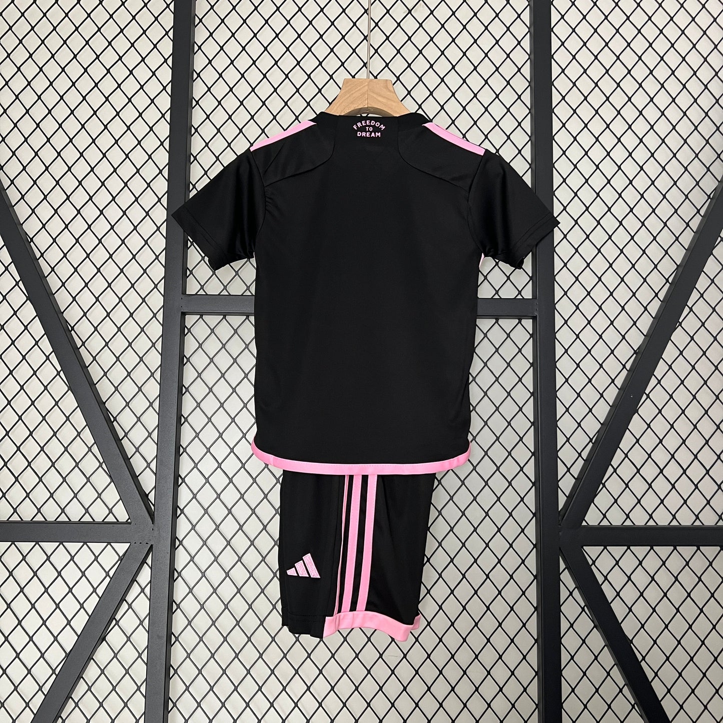 Inter Miami Secundária Kit Criança 24-25