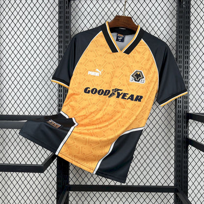 Wolves Retro 96-97