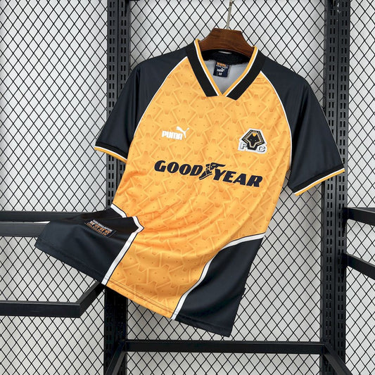 Wolves Retro 96-97