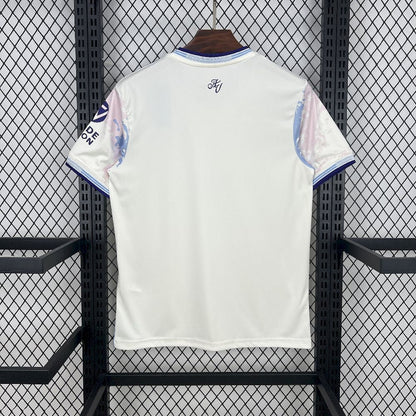 Aston Villa Alternativa 25-26