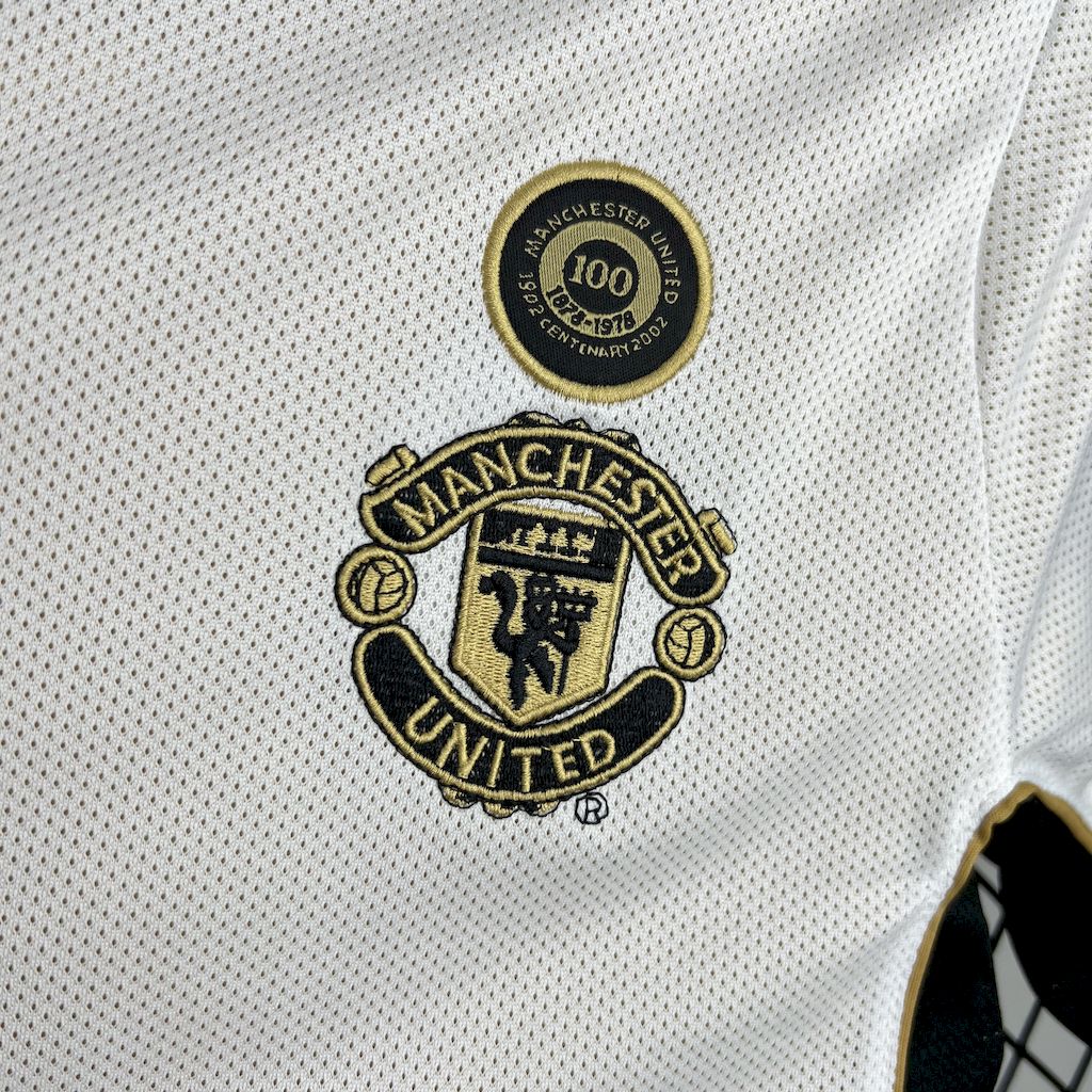Manchester United Retro 01-02