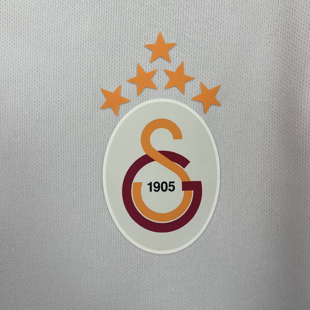 Galatasaray Secundária 25-26