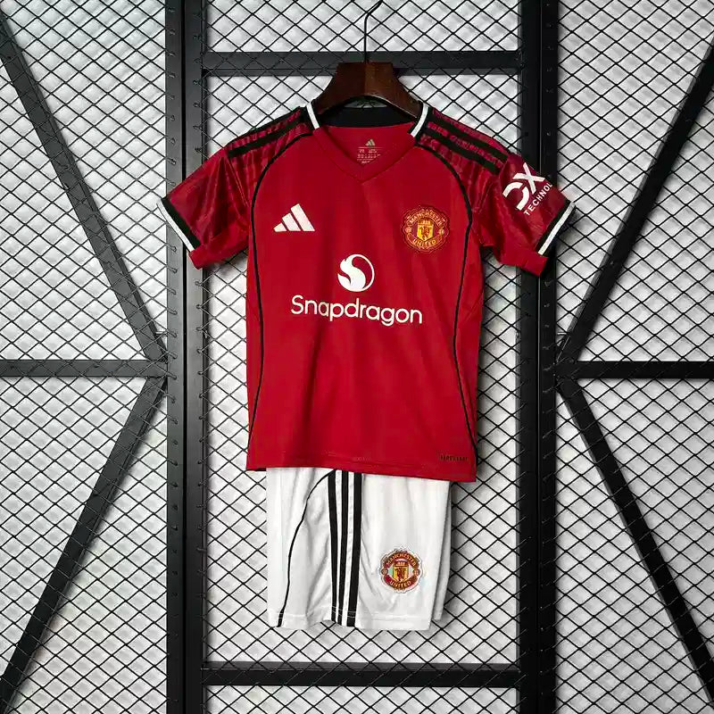 Manchester United Principal Kit Criança 25-26