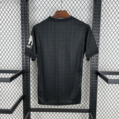 Tottenham Secundária 25-26