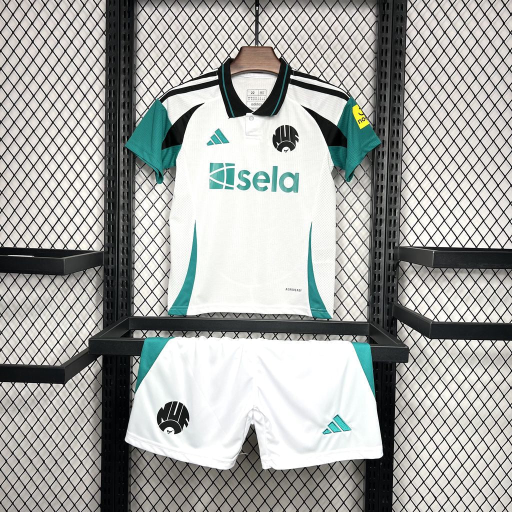 Newcastle Alternativa Kit Criança 24-25