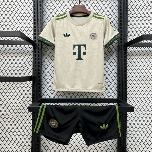 Bayern Munique - Oktoberfest Edição Especial Kit Criança  25-26