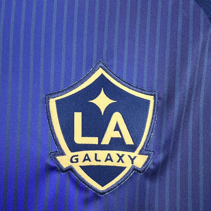 La Galaxy Alternativa 25-26