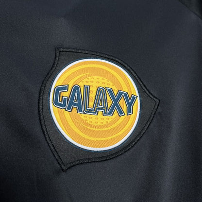 La Galaxy Alternativa 24-25
