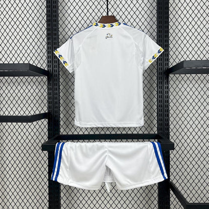Leeds United Principal Kit Criança 25-26