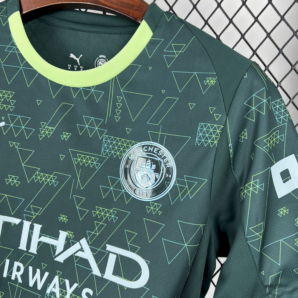 Manchester City Alternativa 25-26
